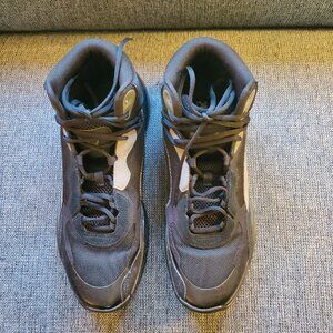 PUMA - Mens Playmaker Pro Mid Trophies Shoes with box